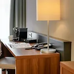 Mercure Stuttgart An Der Messe 4* סינדלפינגן