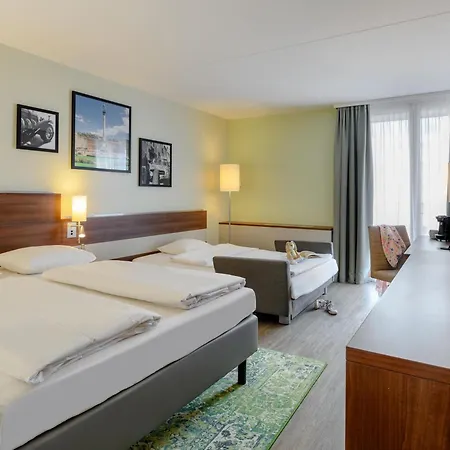 Mercure Stuttgart An Der Messe 4*