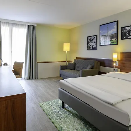 Mercure Stuttgart An Der Messe 4*