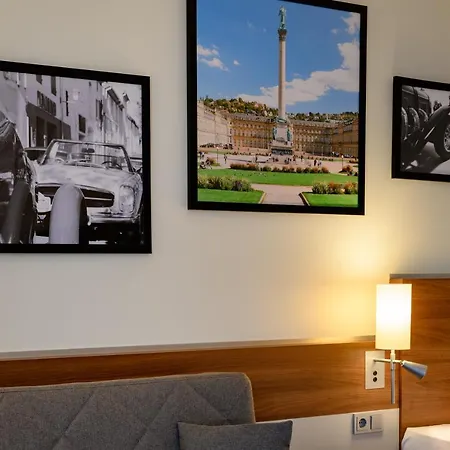 מלון Mercure Stuttgart An Der Messe 4*
