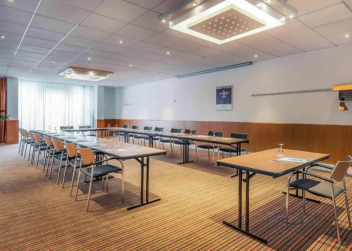 Mercure Stuttgart An Der Messe 4*